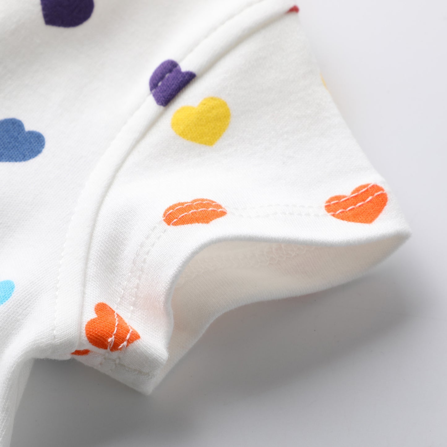 100% Organic Cotton Zip Footless Short Sleeve Pajamas - Short Rainbow Hearts