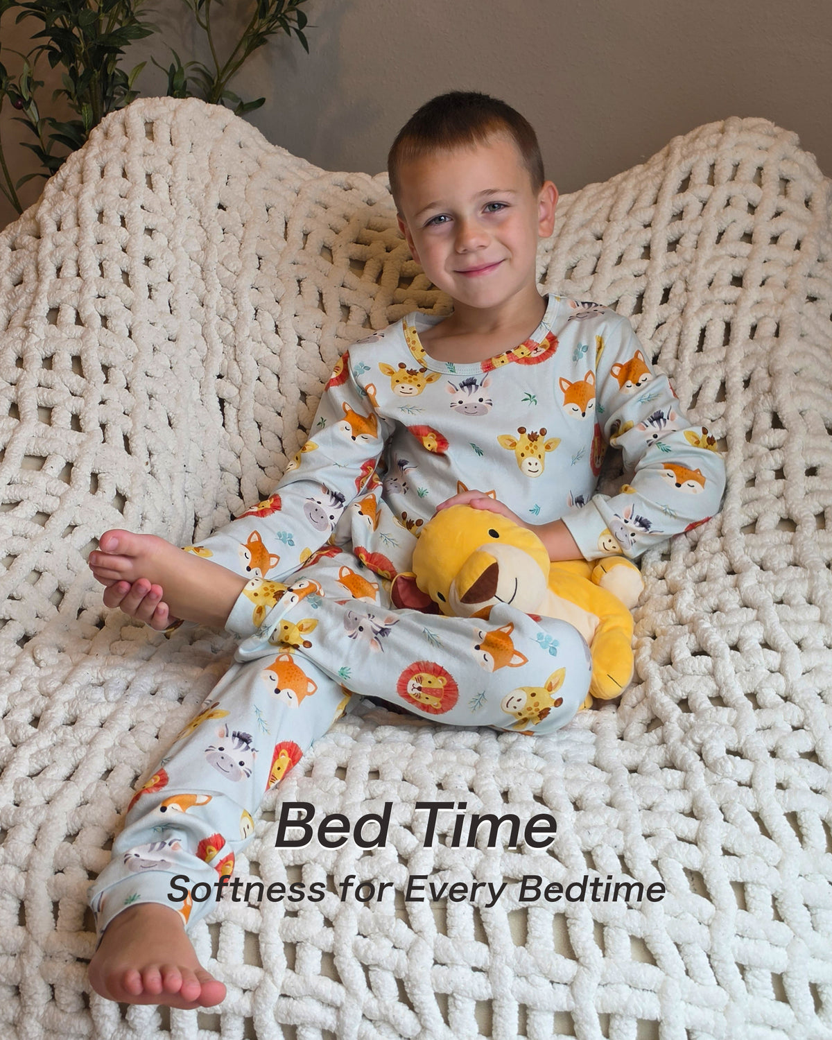100% Organic Cotton Toddler 2 Piece Pajama Set - Pistachio Green Safari